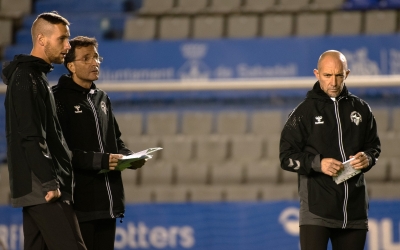 Joss Juncker i Manolo Sánchez segueixen al costat de Munitis a Lugo | Roger Benet